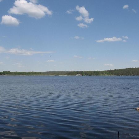 Ferienhaus In Malilla Boote Sauna See Екстер'єр фото