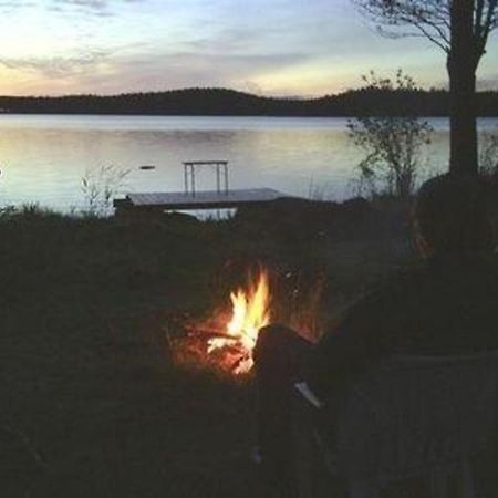 Ferienhaus In Malilla Boote Sauna See Екстер'єр фото